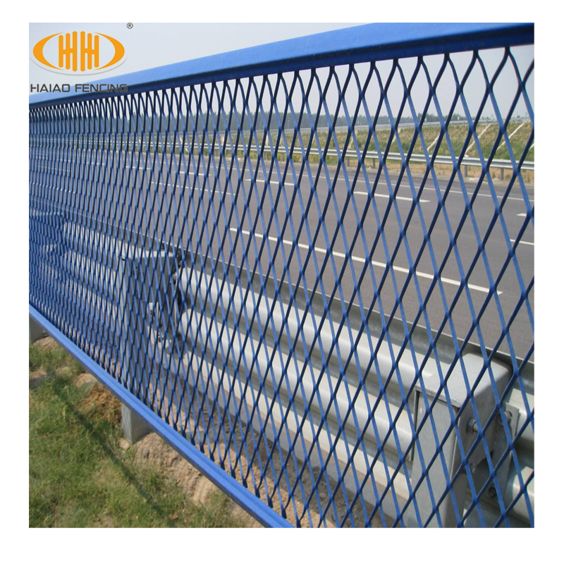 Panel Mesh Metal yang Diperluas1