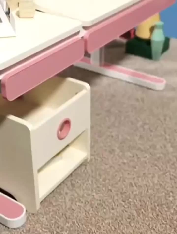 Mesa para niños con almacenamiento