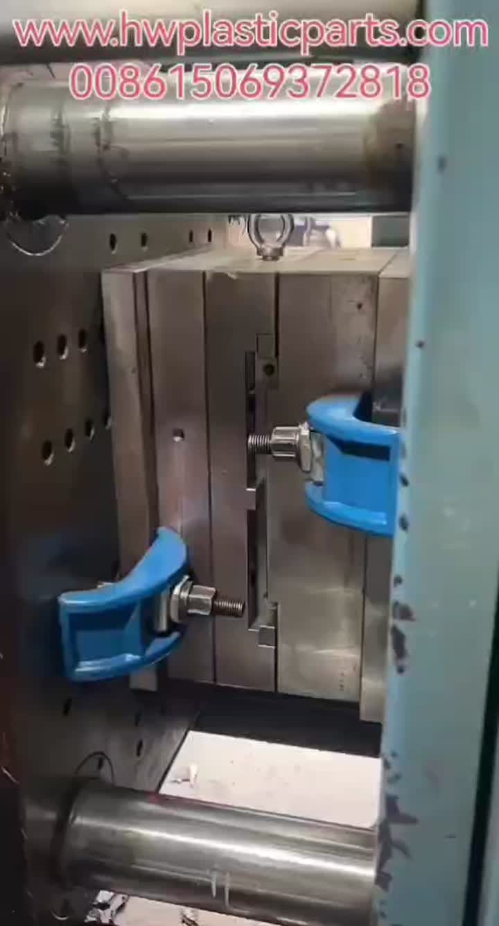 Injection molding of transparent coffee cup lid