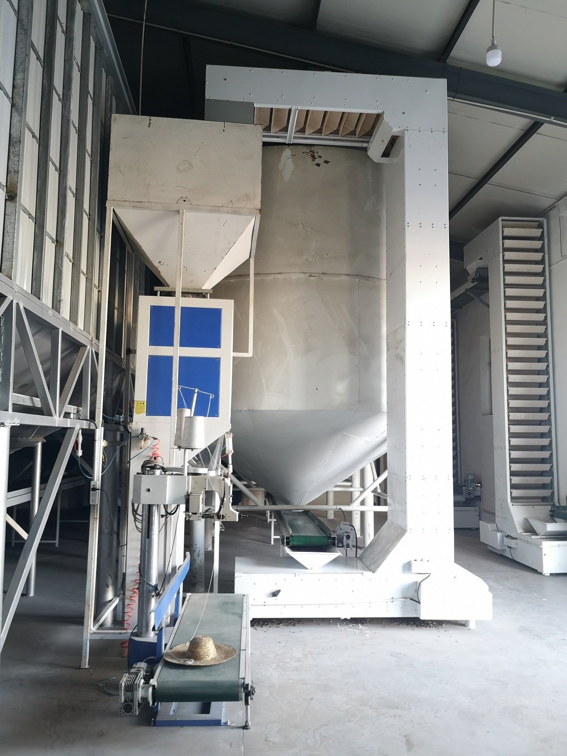 HANGJINHOUQI  XINGYUAN COMMERCE CO.,LTD
