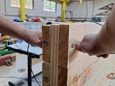 How Quality Control Helps Global Dining Furniture Buyers Reduce Risk