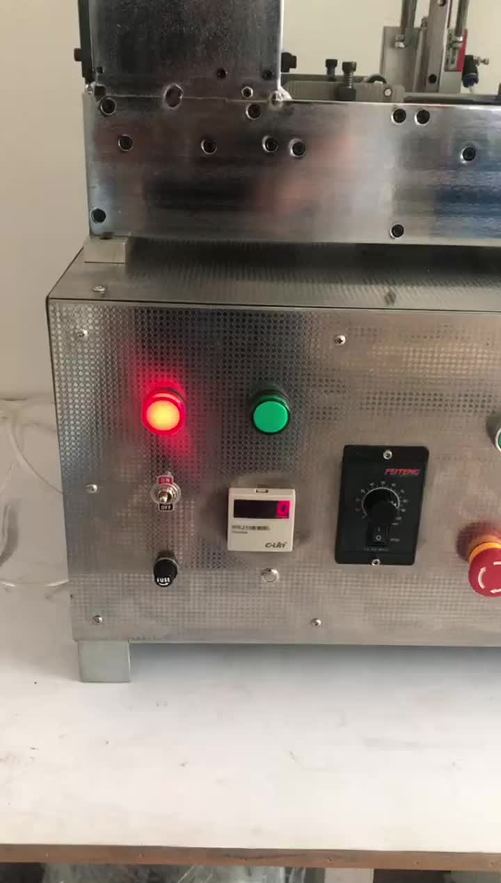 máquina de inserción automática