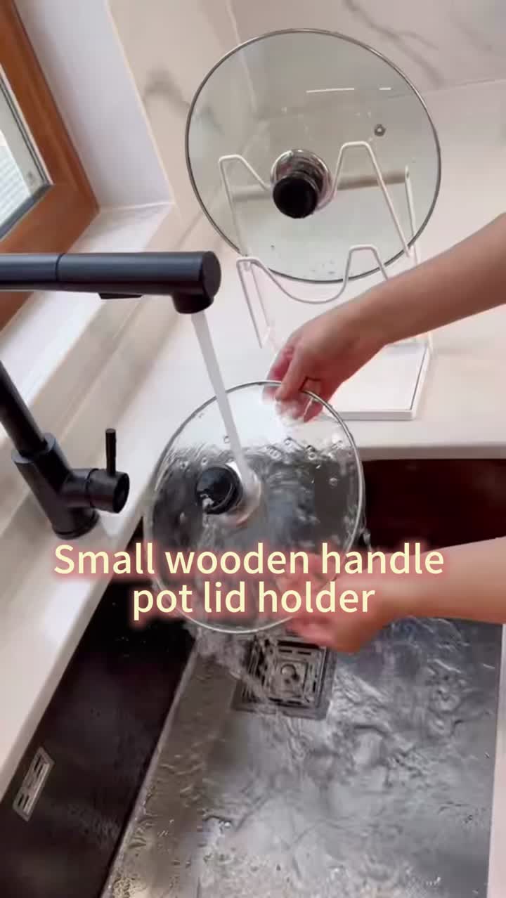 Suporte pequeno para tampa de panela com cabo de madeira