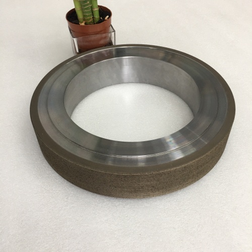 How to chamfer semiconductor wasters or sapphires?
