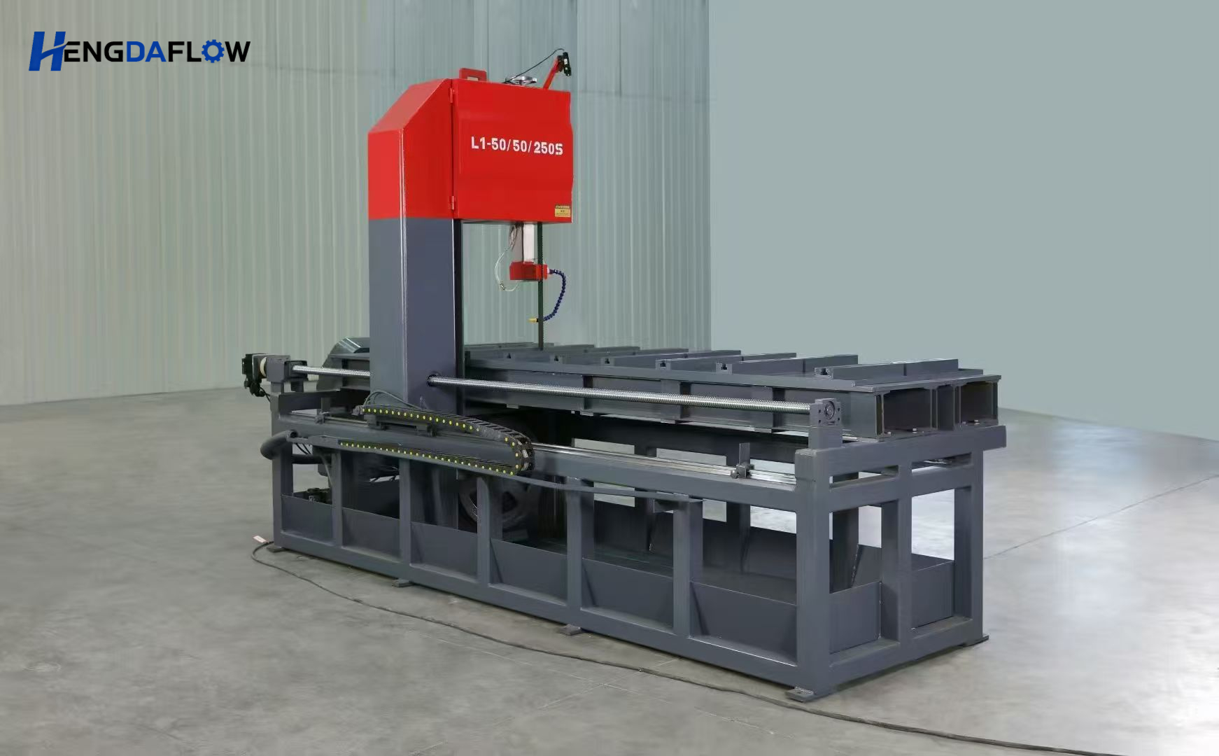 Sega verticale L1-50-50-250S per taglio metalli