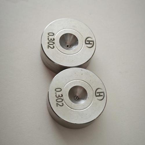 Come mantenere e mantenere gli stampi per trafilatura di nanofili