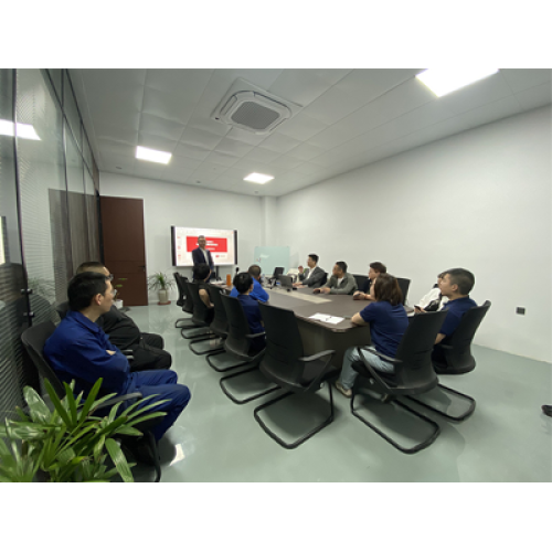 تعزيز الأساس وتعزيز التمكين الاستشاري - عقدت شركة Qingtian Precision Casting وChangsong Consulting بنجاح اجتماعًا انطلاقيًا لأبحاث النظام التنظيمي والتدريب ووقعتا العقد رسميًا