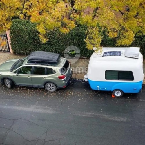 Expert teaching off road caravan