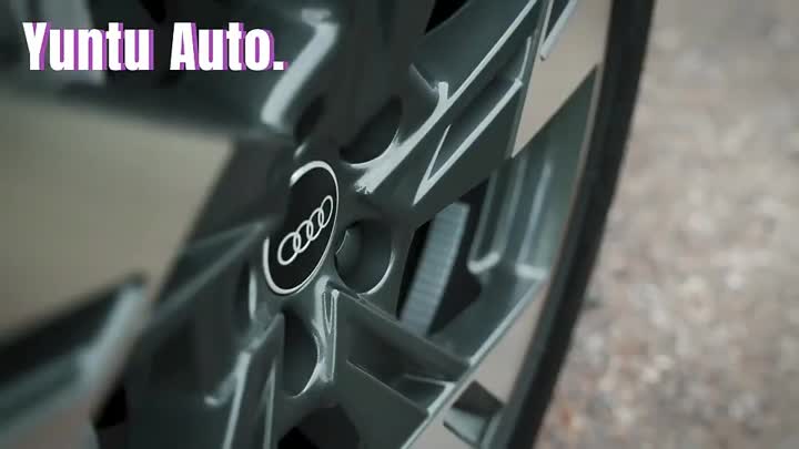 Auto elettrica audi a 5 posti Etron