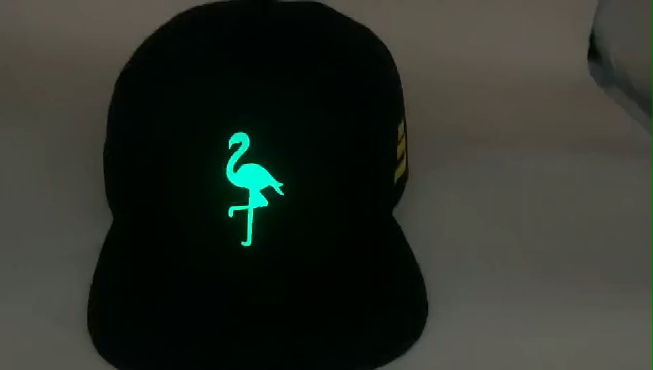 Fantastico cappello a snapback del messaggio a LED