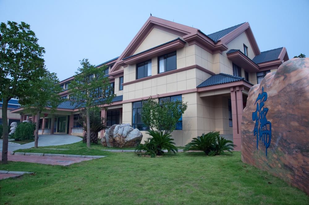 Zhejiang Longwen Precision Equipment Co., Ltd.