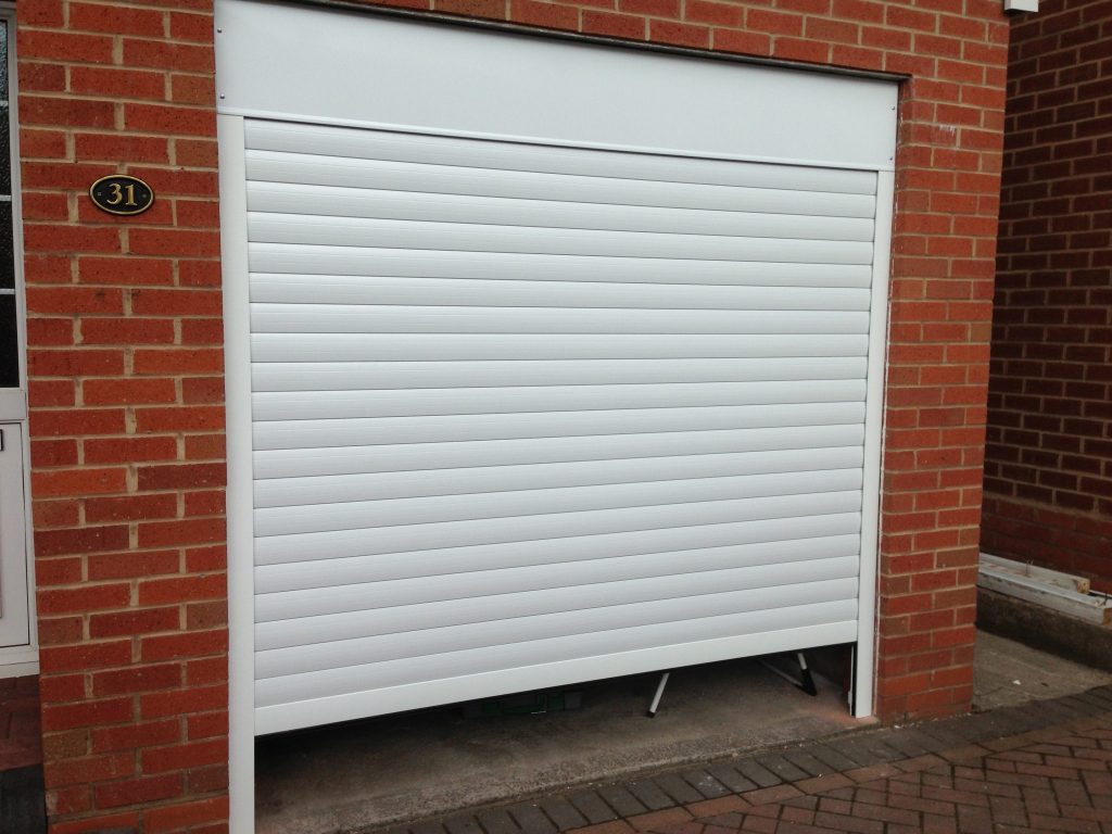 Automatic insulated aluminum roller shutter doors