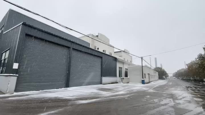 Industrie de l&#39;aluminium solaire Yuma dans la scène de la neige