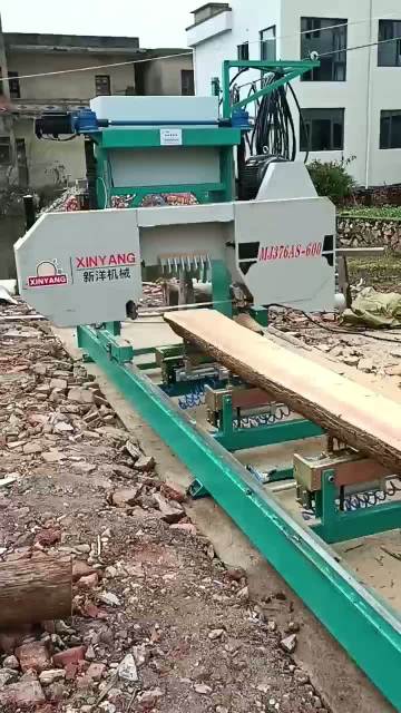 Horizontal woodworking band saw machine