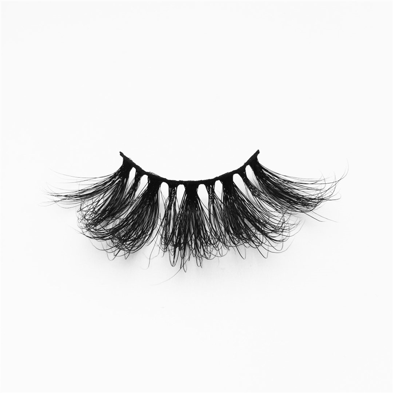 dramatic mink lashes