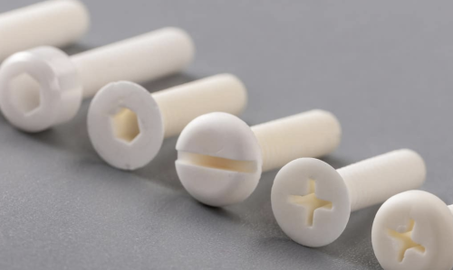 Revoluție tehnologică! Elementele de fixare autohtone acoperite cu ceramică trec testul de pulverizare cu sare de 1000 de ore, punând capăt dependenței de import