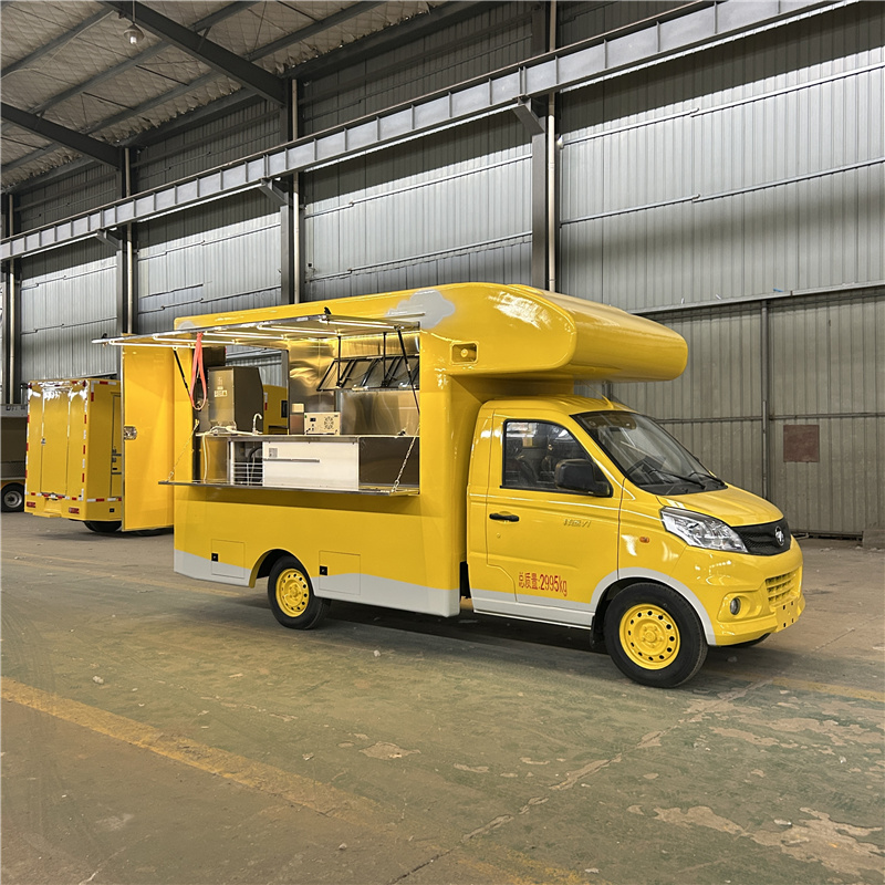 فروشگاه بزرگ خربزه و میوه نمایش و خودرو فروش