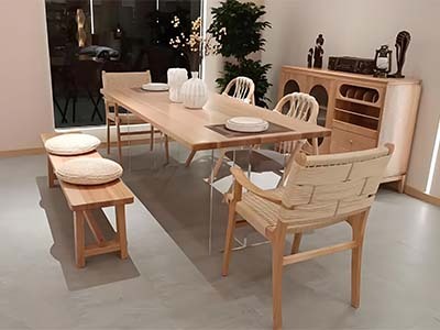 Other people can not do the customization of wood tables, Dongguan Kingdon wood products factory to help you realize!