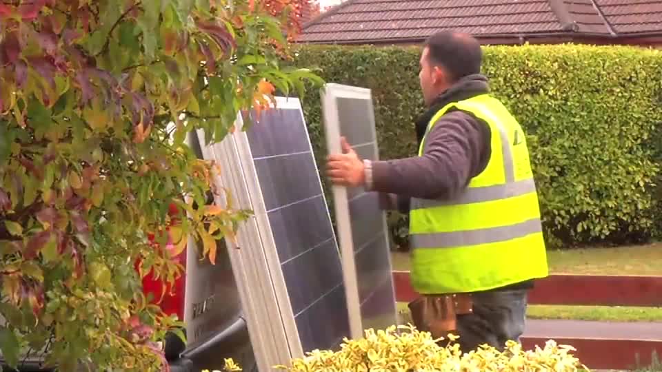 Quote Quick 5KW Solar and Wind Acquista 10000W 20000 Watt Off Grid Home Portable All in One All IP65 Sistema di energia solare esterna1