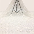 3D perle pierre tulle maille en dentelle tissu broderie en tissu perlé broderie en dentelle nuptiale florale tissu blanc1