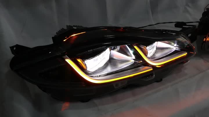 Jaguar XJ LED faróis
