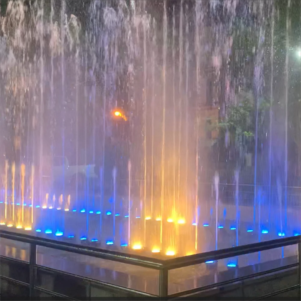 Филиппин Намоиши фаввораҳои обии рақскунандаи нав, ки аз ҷониби корхонаи Dewy сохта шудааст