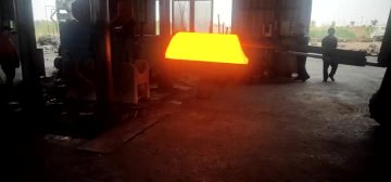 Hot-pressed pipe fittings, thick-walled pipe fittings
