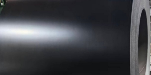 Processus de production de tôles d'acier à revêtement Al-Zn noir pur et résistantes à la corrosion