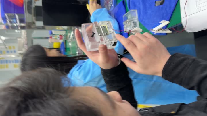 Loja de testes de placas de atomizador