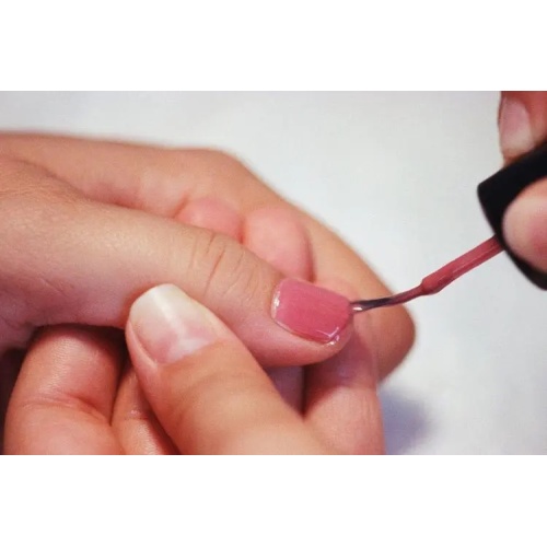 Как правильно нанести ногтевой гель