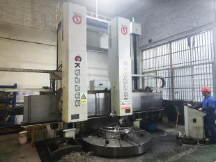 מחרטת מפנה אנכית CNC כבדה