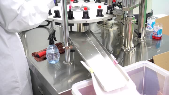 Processo de produção do tubo de amostragem de vírus 9.MP4