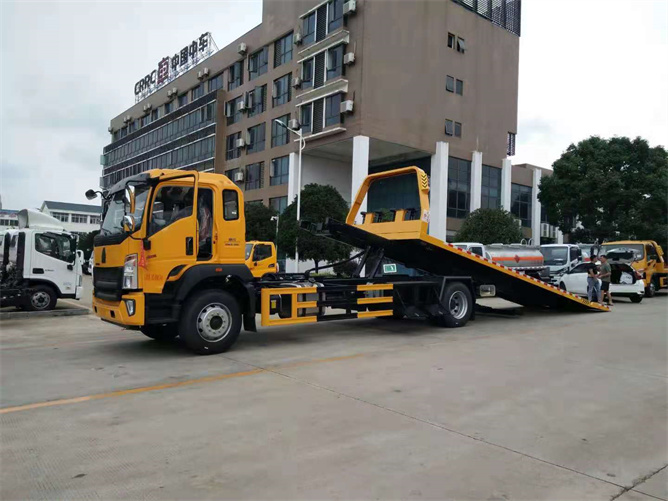 Caminhão de reboque SINOTRUK de 5 toneladas.mp4