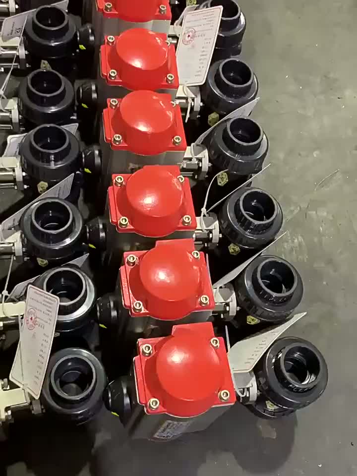 Пневматический пластиковый двойной шаровой клапан