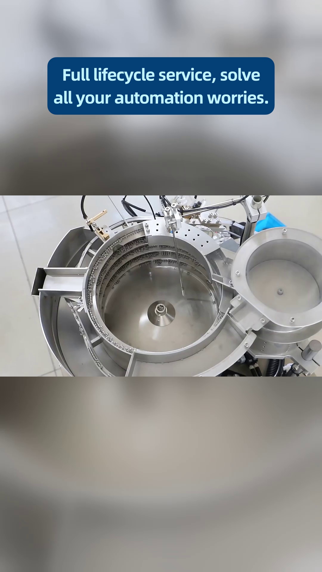 Sistem de alimentare blând fără vibrații pentru componente de precizie sensibile la zgârieturi