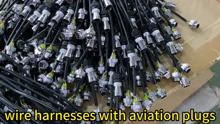 Arneses de cables con tapones de aviación