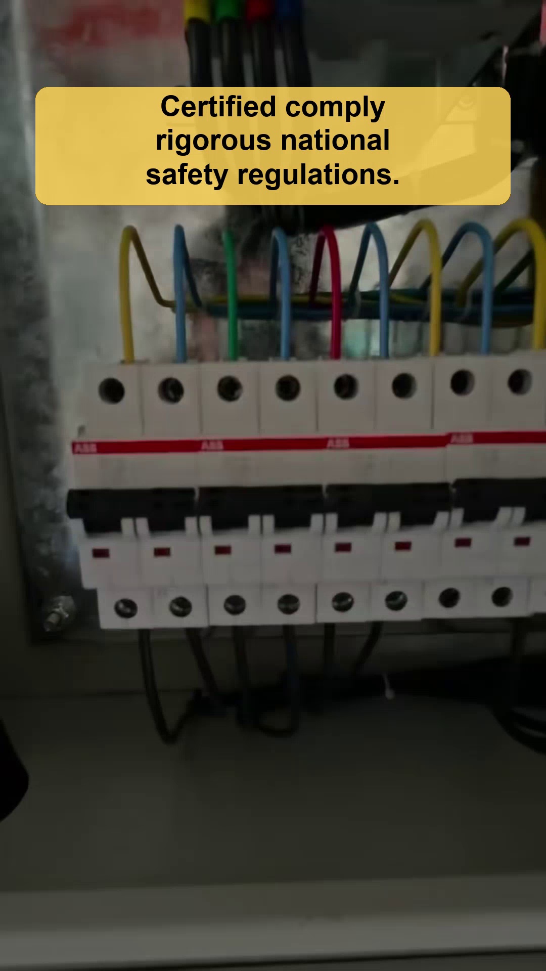نظام توجيه فني موثوق لتحسين مهارات المهندس الميداني في تركيب المفاتيح الكهربائية وأعمال الصيانة اليومية