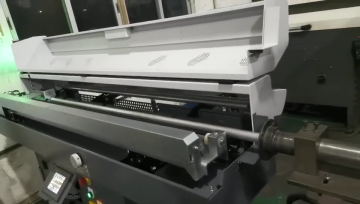 Video of automatic bar feeder conveying bars