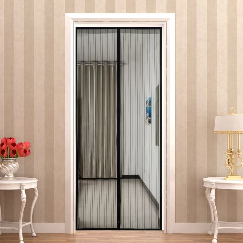 Porta de tela de faixa preta