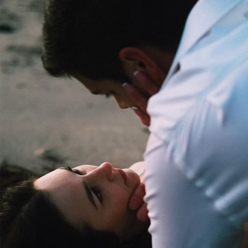 Experience Transcendent Pleasure with the Changwang Electric Silicone Dildo