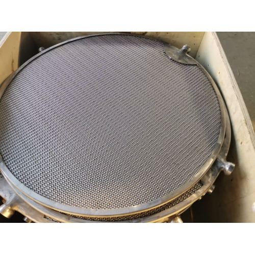 Warum ist eine regelmäßige Reinigung wichtig für die Langlebigkeit von Drahtgeflechtfilterblättern?