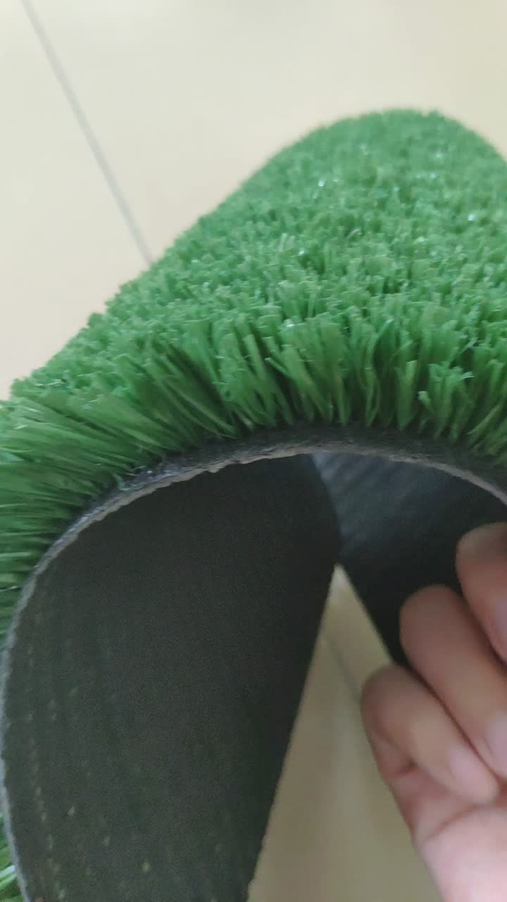 теннисная трава