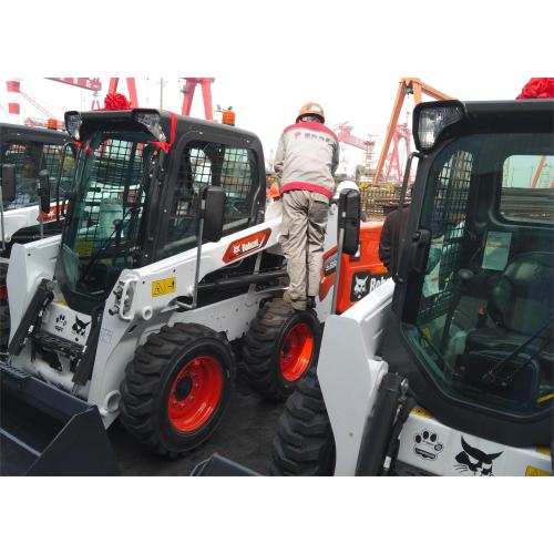Gatos fofos greve! Três Bobcat S550 Sand Pushers ajudam o estaleiro Nantong a atualizar seu campo de areia