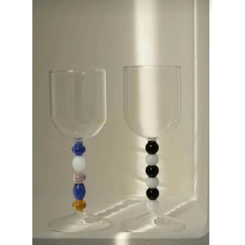 Taças de vinho: as de vidro são mais duráveis ​​que as de plástico?