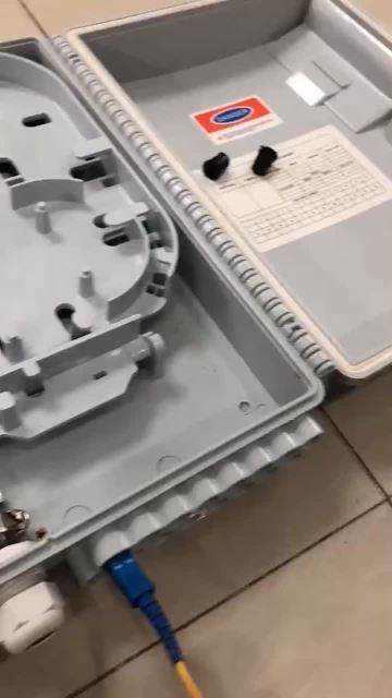 Cores Outdoor FTTH Box