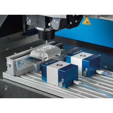What are the factors that affect the machining accuracy of CNC engraving machine?