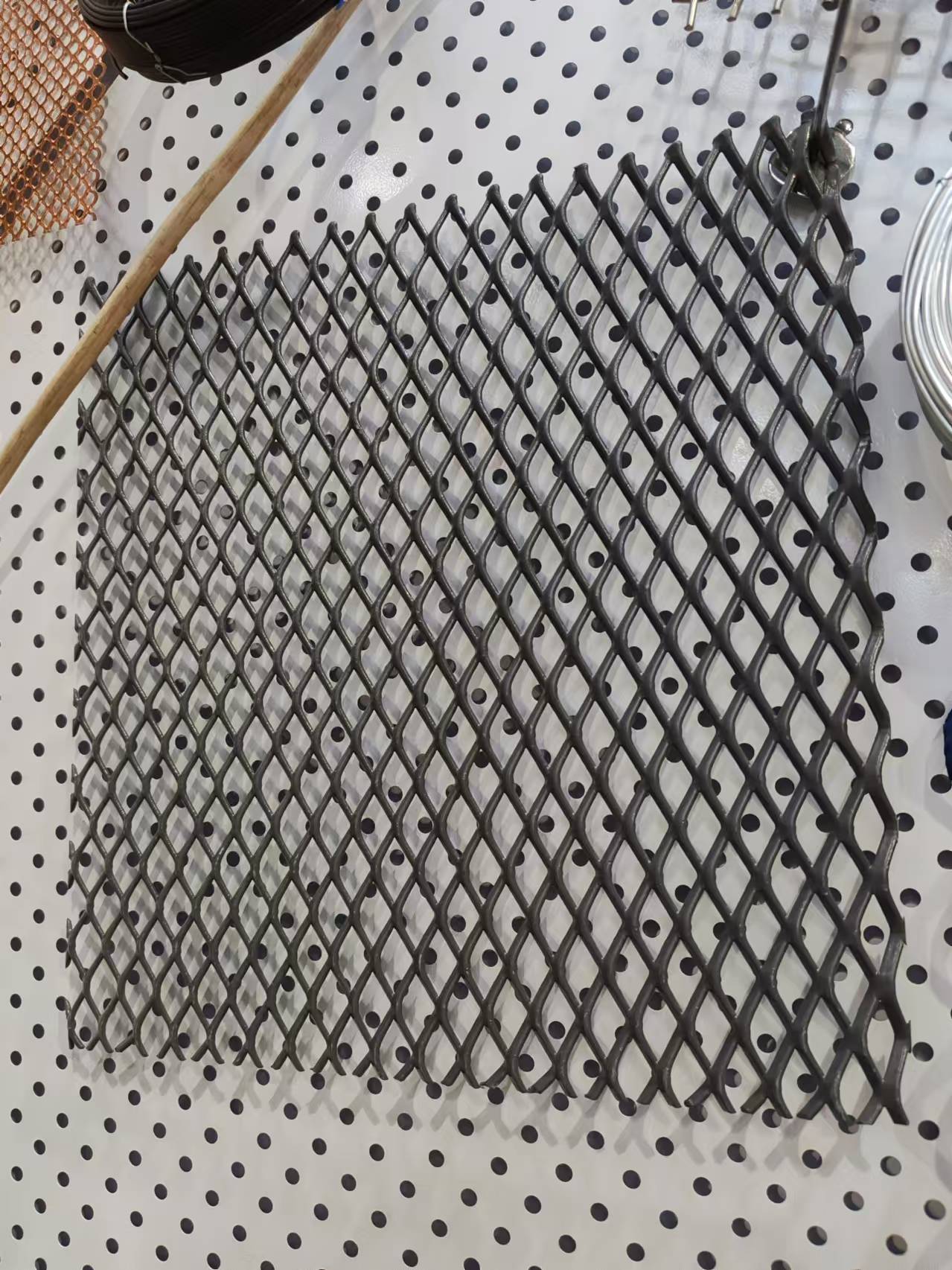 expanded metal mesh