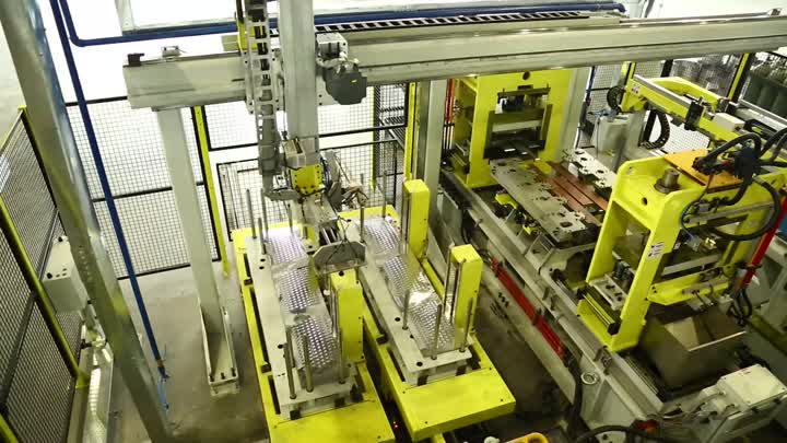 Trommel Atutomatic Production Line Punching.mp4