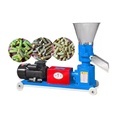 Chicken and Cattle Feed Pellet Machine: Diesel Engine Powered Production1