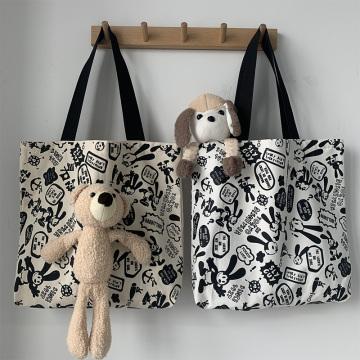 Creative Ways to Personalize Your Tote Bag at Home